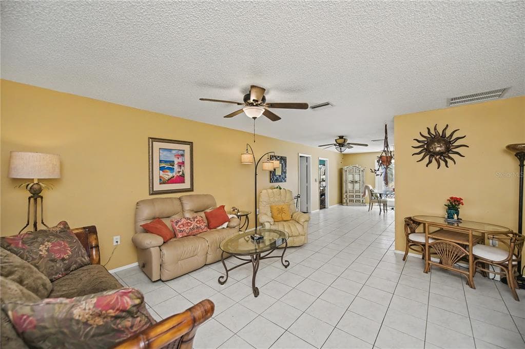 242 ANNAPOLIS LANE photo 9