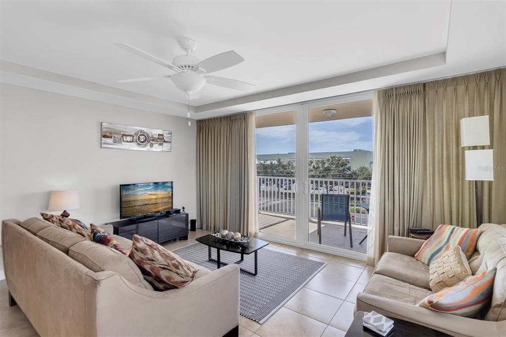 223 ISLAND WAY #4A 5