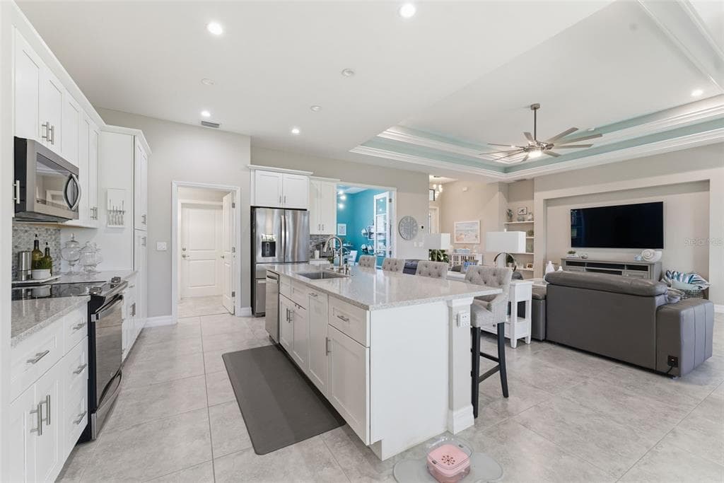 2115 SW 17TH PLACE photo 13