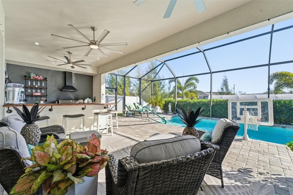 2115 SW 17TH PLACE photo 1