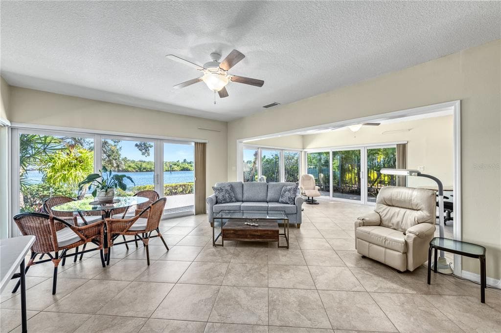1320 MOONMIST DRIVE B-11 photo 23