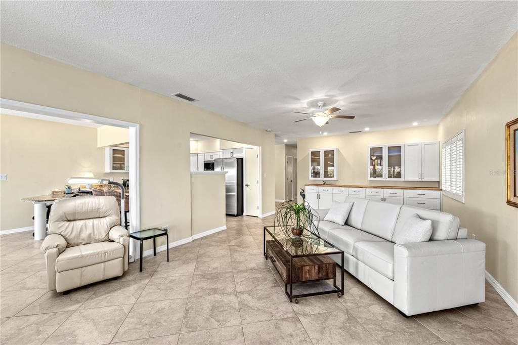 1320 MOONMIST DRIVE B-11 photo 22