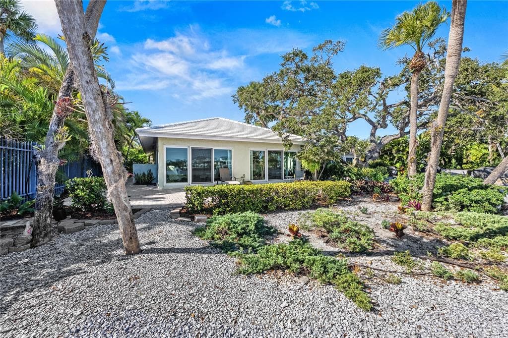 1320 MOONMIST DRIVE B-11 photo 9