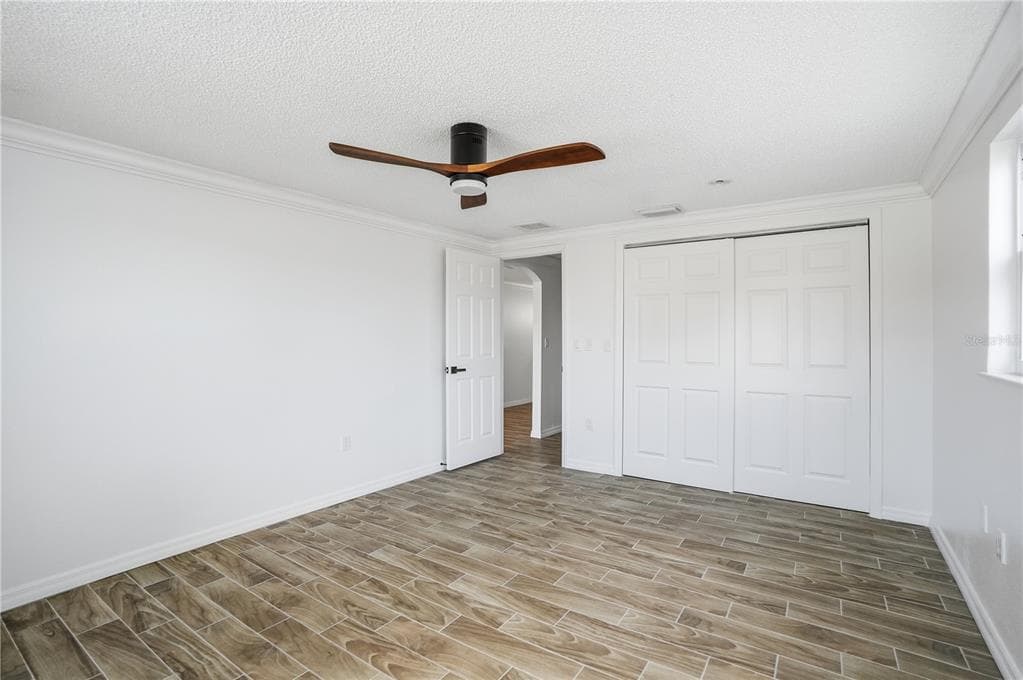9837 ISLAND HARBOR DRIVE photo 20