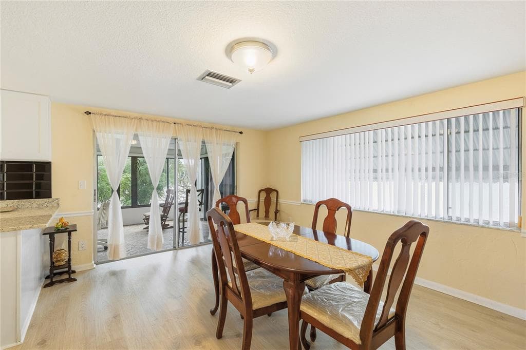 3228 ROCK VALLEY DRIVE photo 10