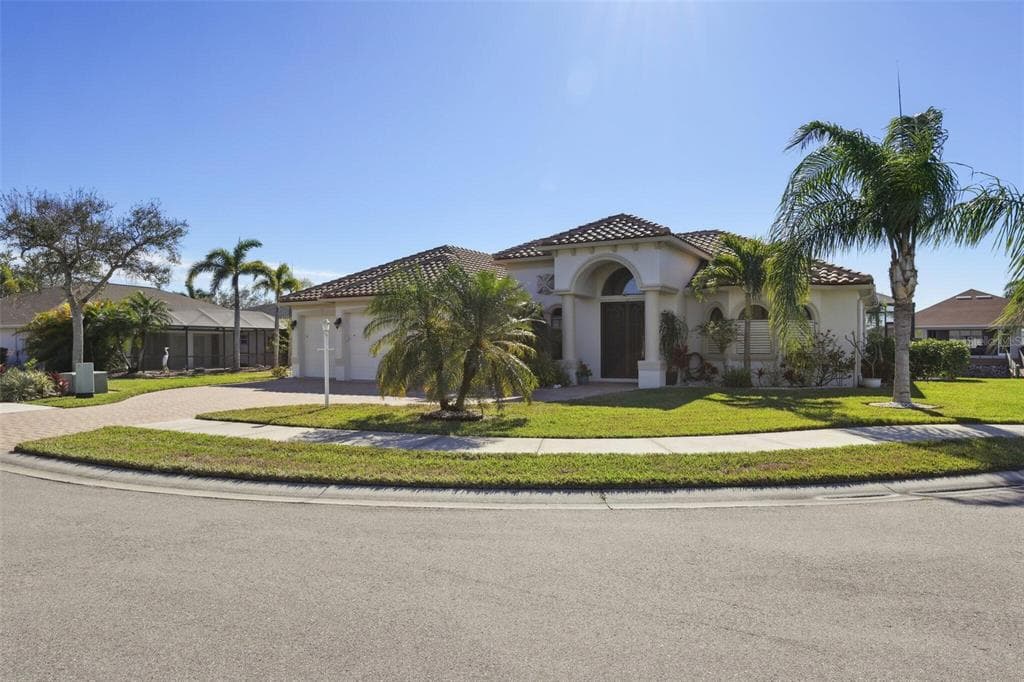 6557 LINO ROAD photo 1
