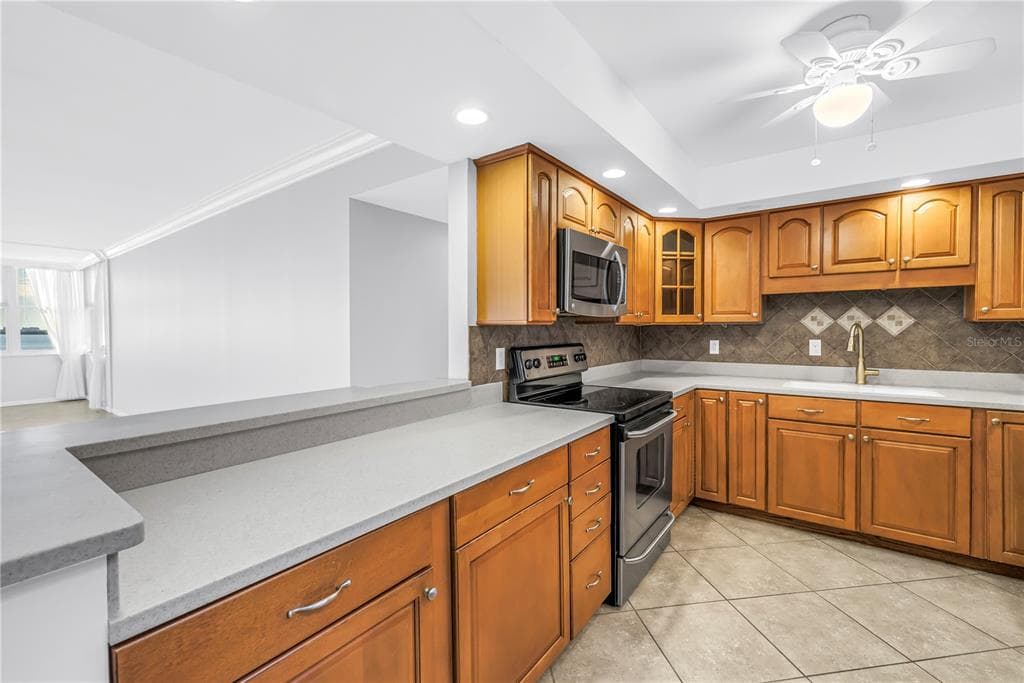 5108 BRITTANY DRIVE S 405 photo 5