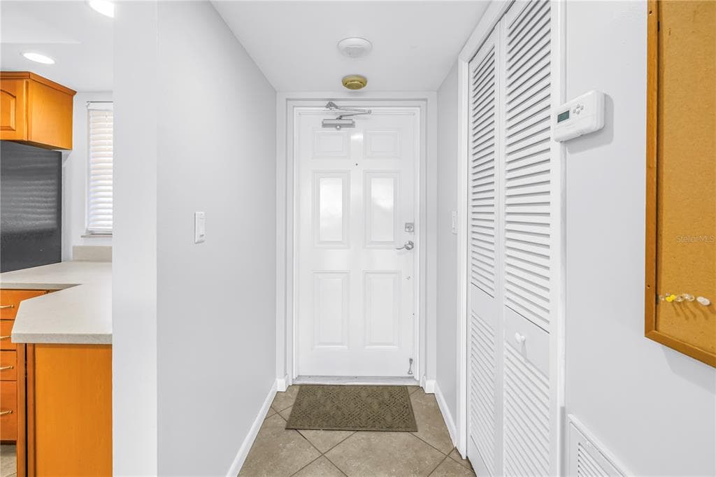 5108 BRITTANY DRIVE S 405 photo 9