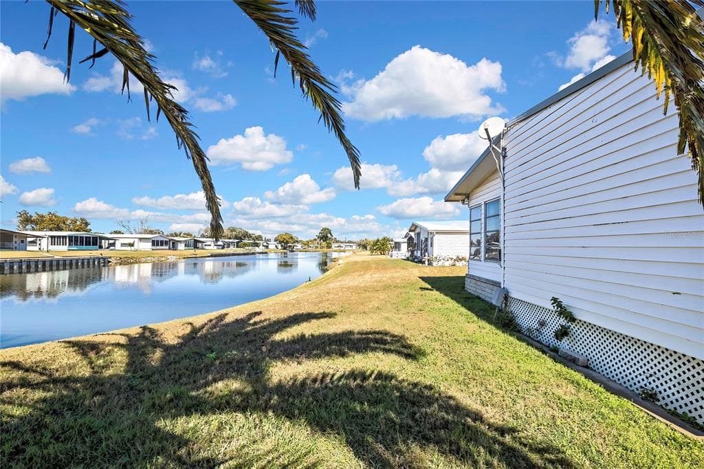 3141 NANTUCKET DRIVE photo 2