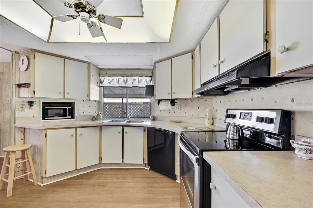 3141 NANTUCKET DRIVE photo 8