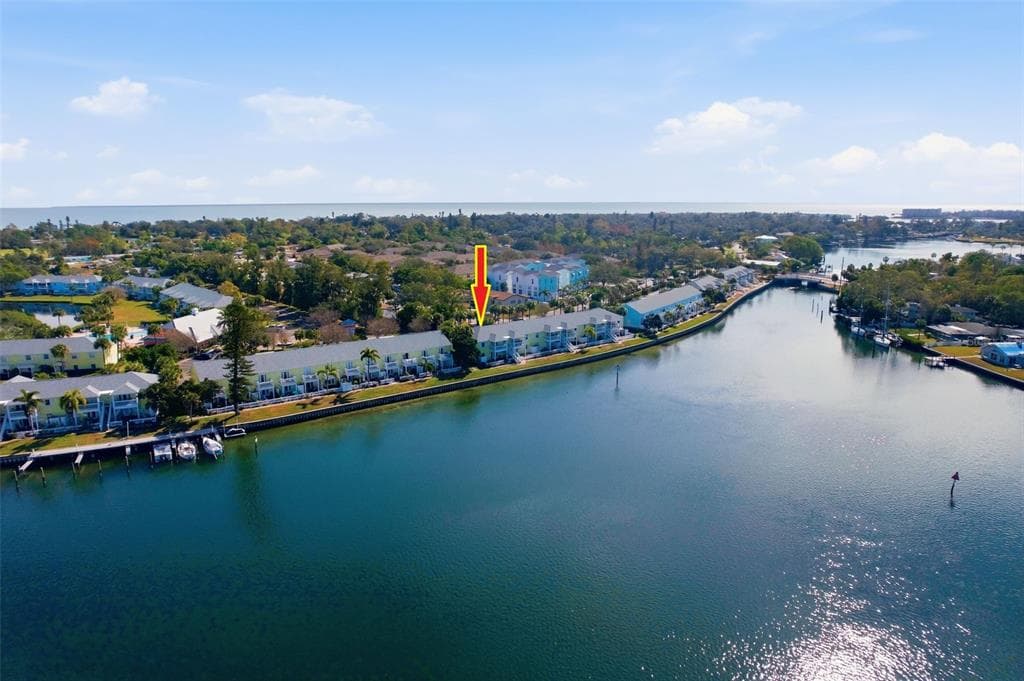 3783 POMPANO D photo 1