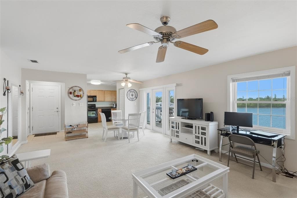 3783 POMPANO D photo 5
