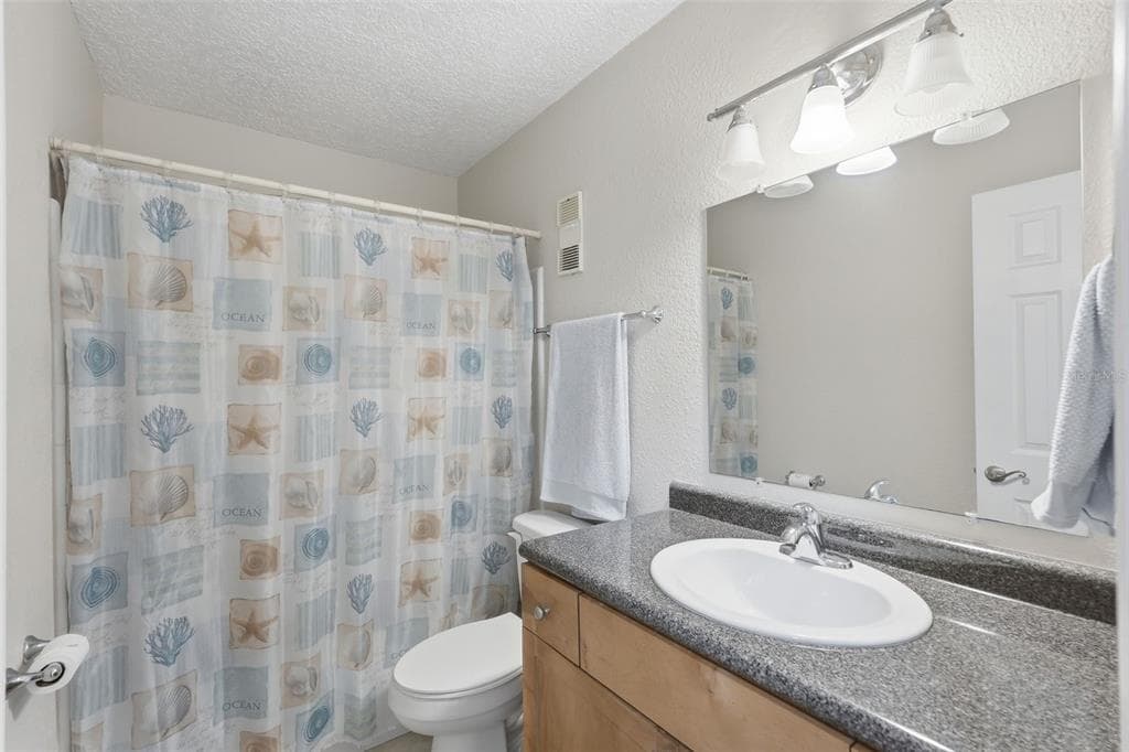 3783 POMPANO D photo 19