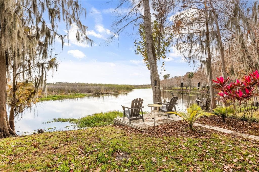 227 RIVER VILLAGE DRIVE 2