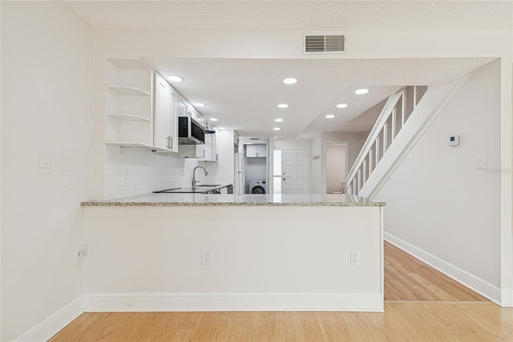 433 S PAULA DRIVE 24 photo 16