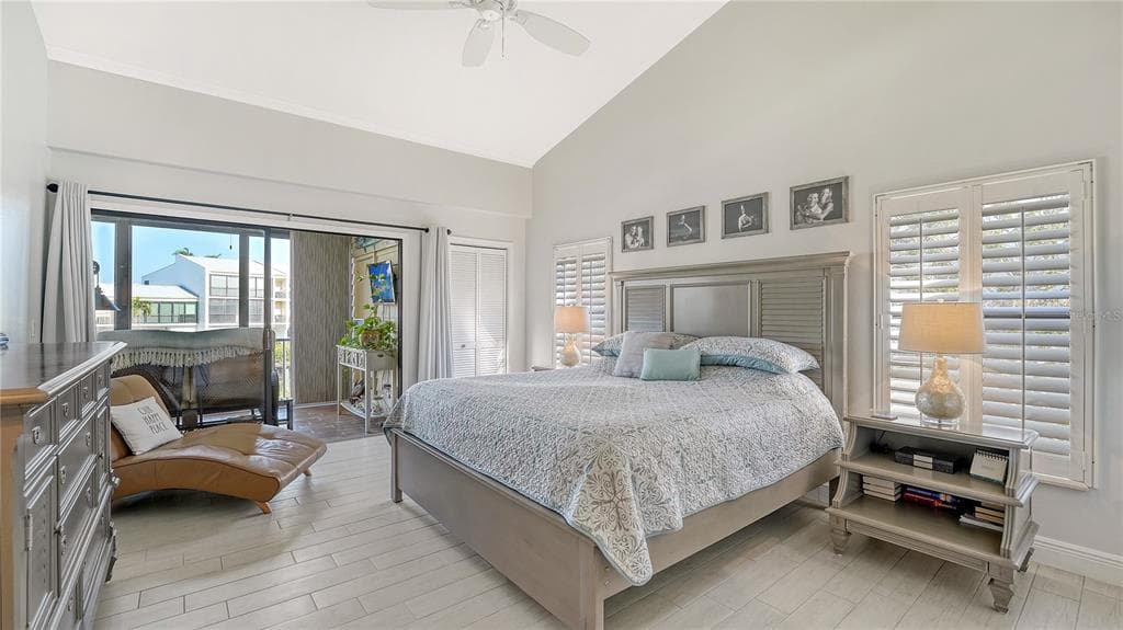 4104 128TH STREET W 704 photo 14