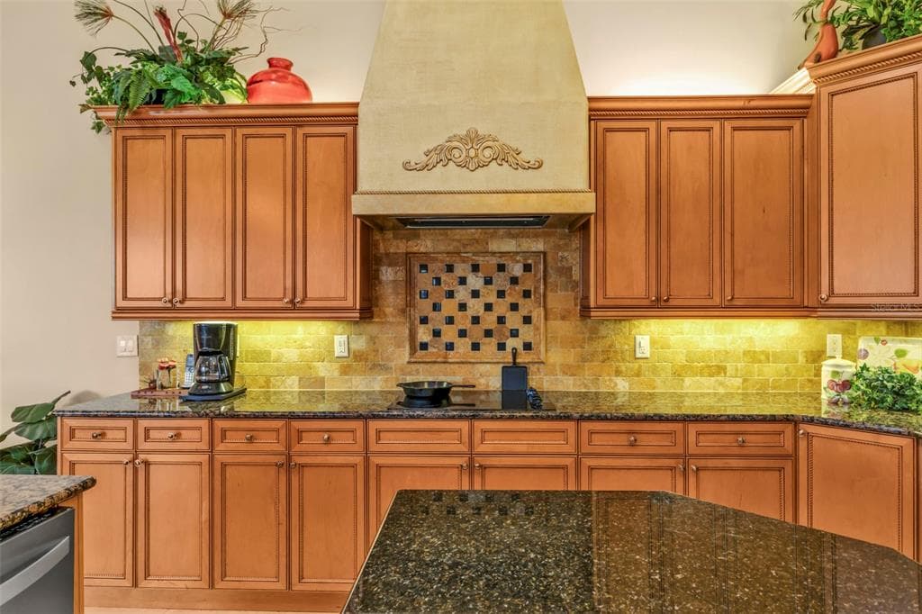 5021 SABLE KEY CIRCLE photo 24