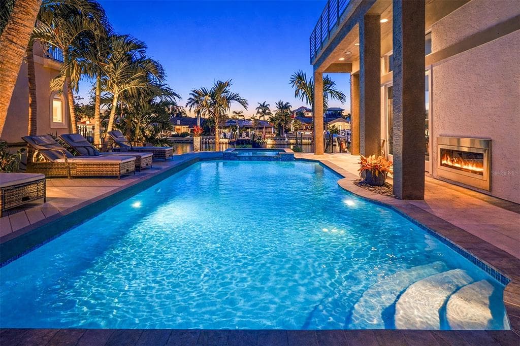 4635 DOLPHIN CAY LANE S photo 3