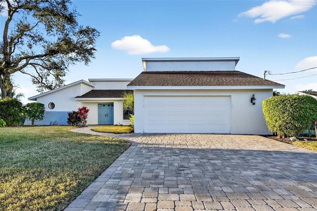 5424 AMERICA DRIVE photo 8