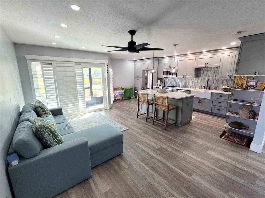 1005 S BAYSHORE BOULEVARD 102 photo 3