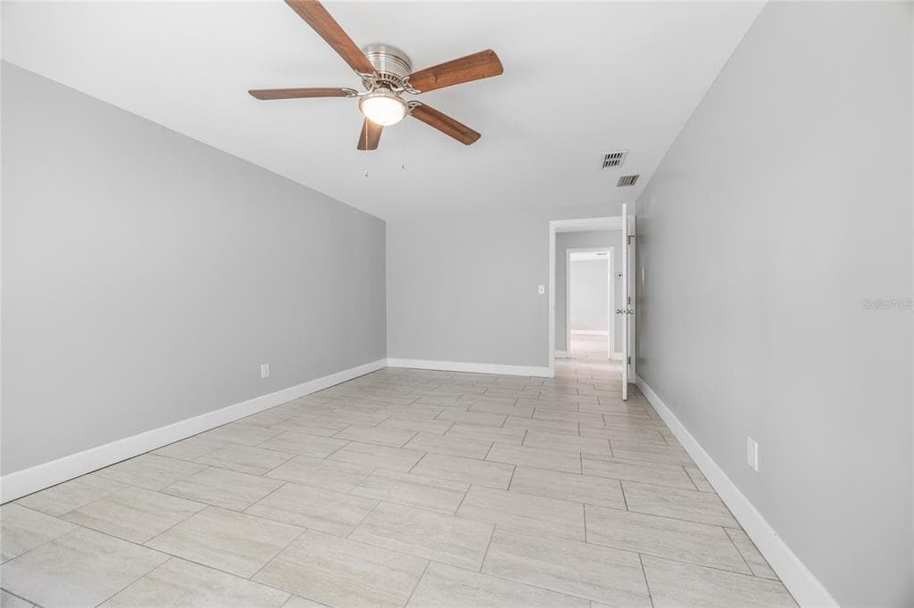 16602 NE 124TH AVENUE photo 23