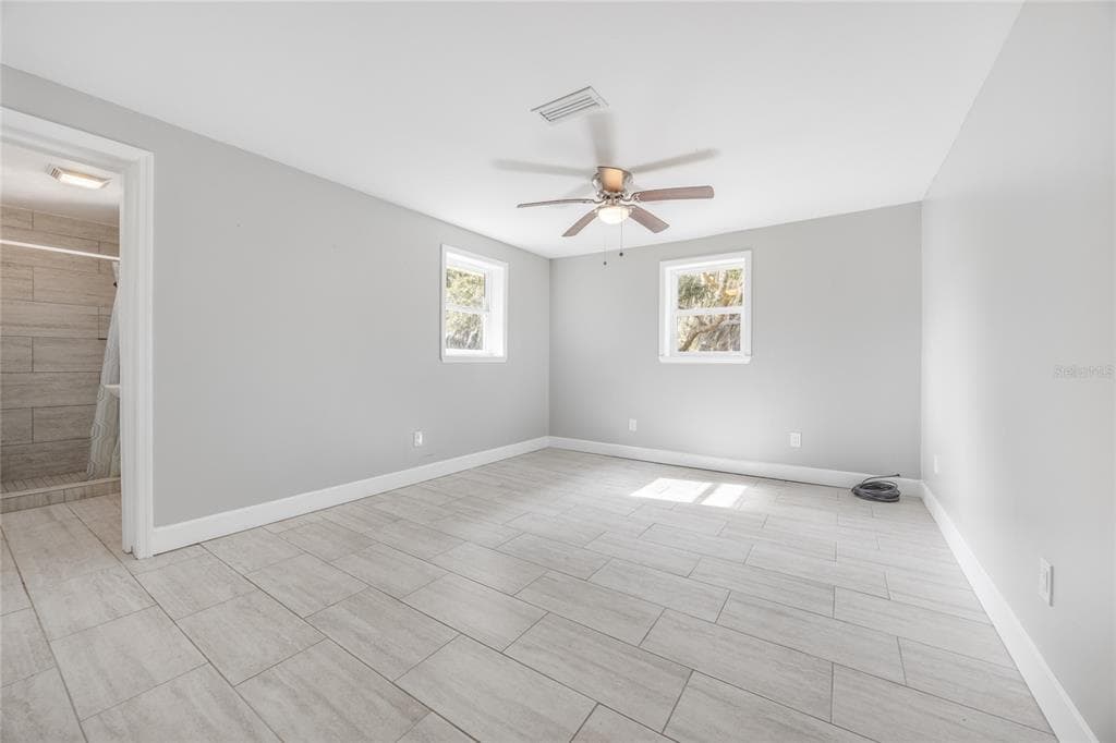 16602 NE 124TH AVENUE photo 17