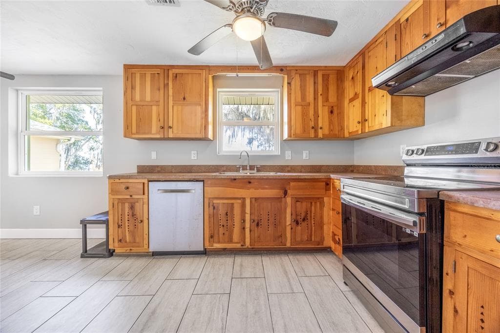 16602 NE 124TH AVENUE photo 12