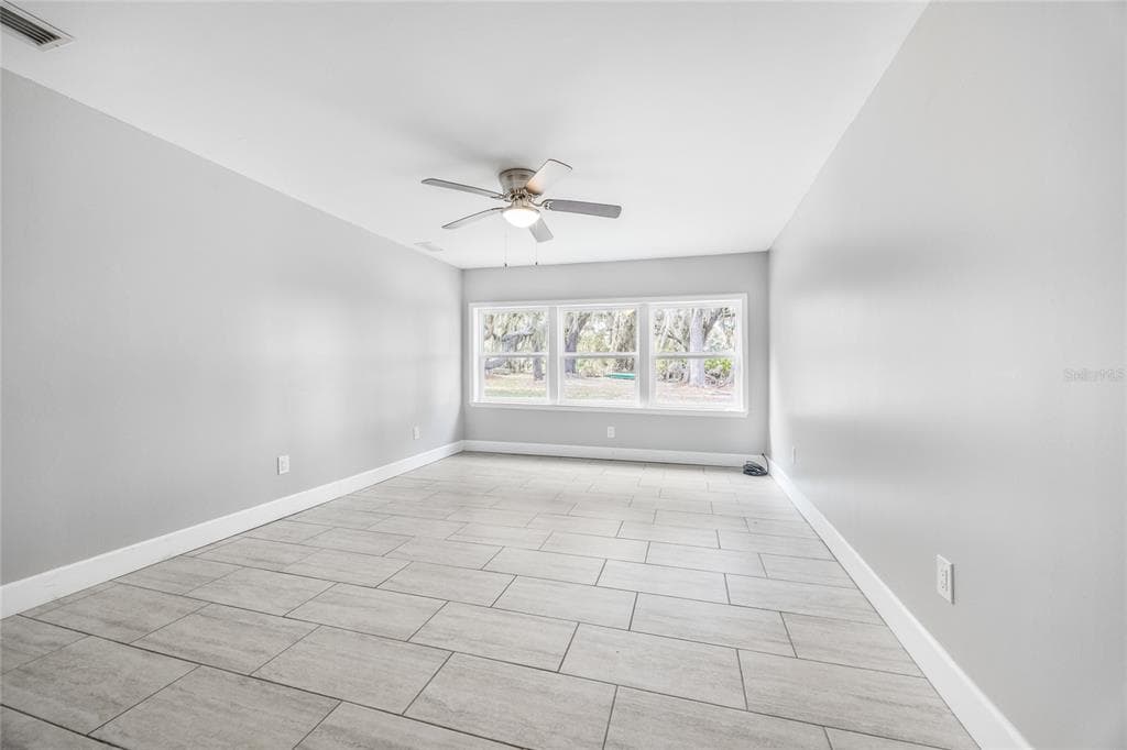 16602 NE 124TH AVENUE photo 22