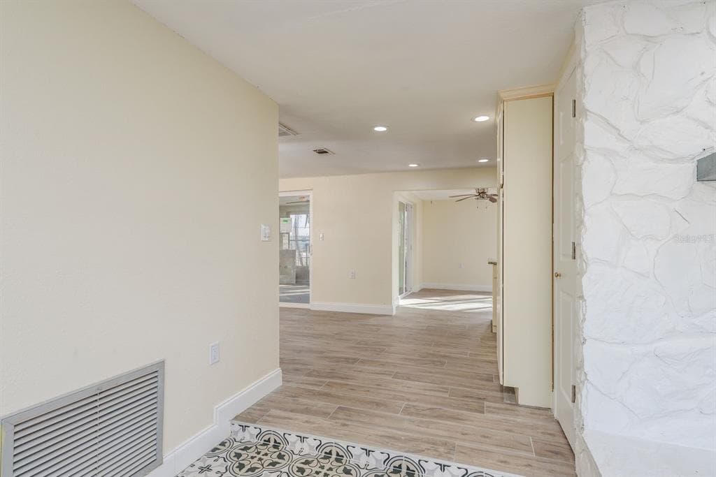 13816 CELIDA AVENUE photo 9