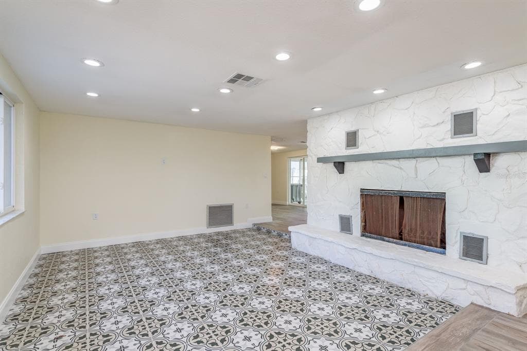 13816 CELIDA AVENUE photo 14