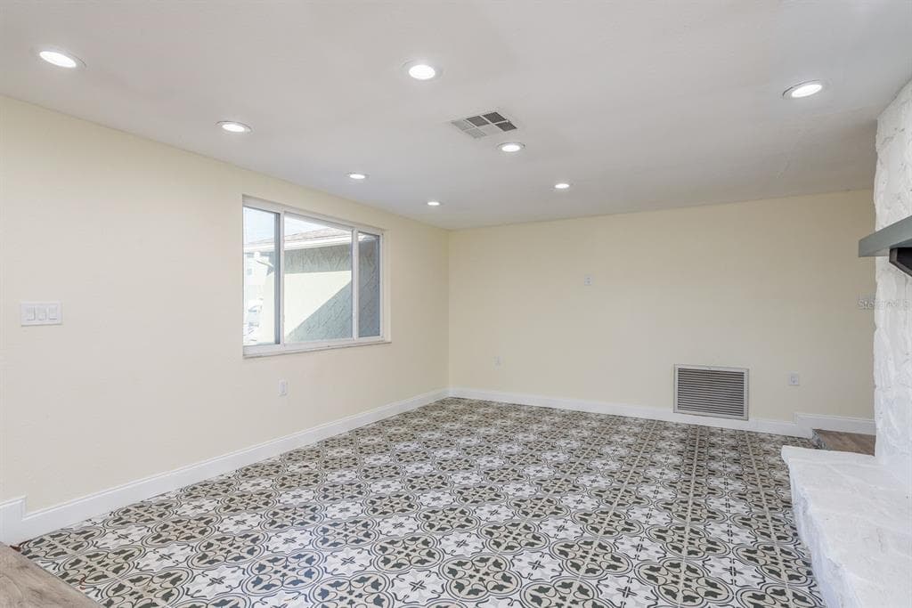 13816 CELIDA AVENUE photo 15