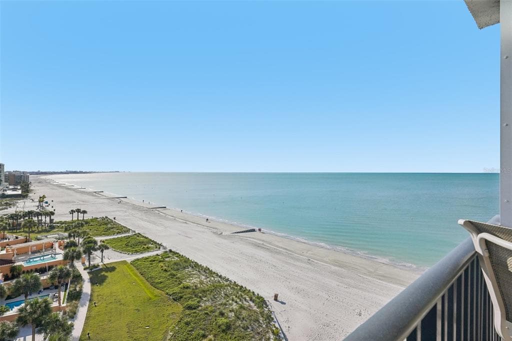 15316 GULF BOULEVARD 801 photo 3