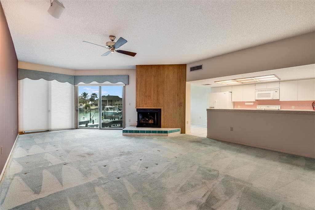 900 PINELLAS BAYWAY S 109 photo 7