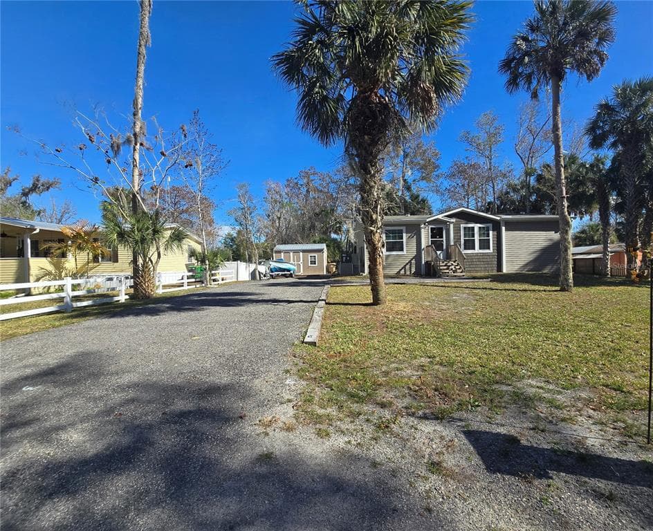 56290 CHERRY TREE ROAD photo 18
