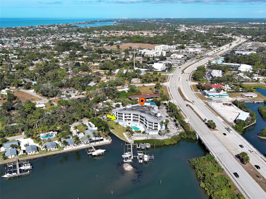 516 TAMIAMI TRAIL S 201 photo 17