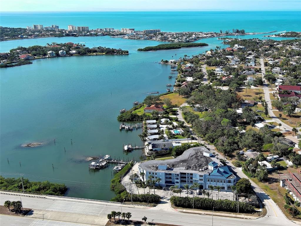 516 TAMIAMI TRAIL S #201 1