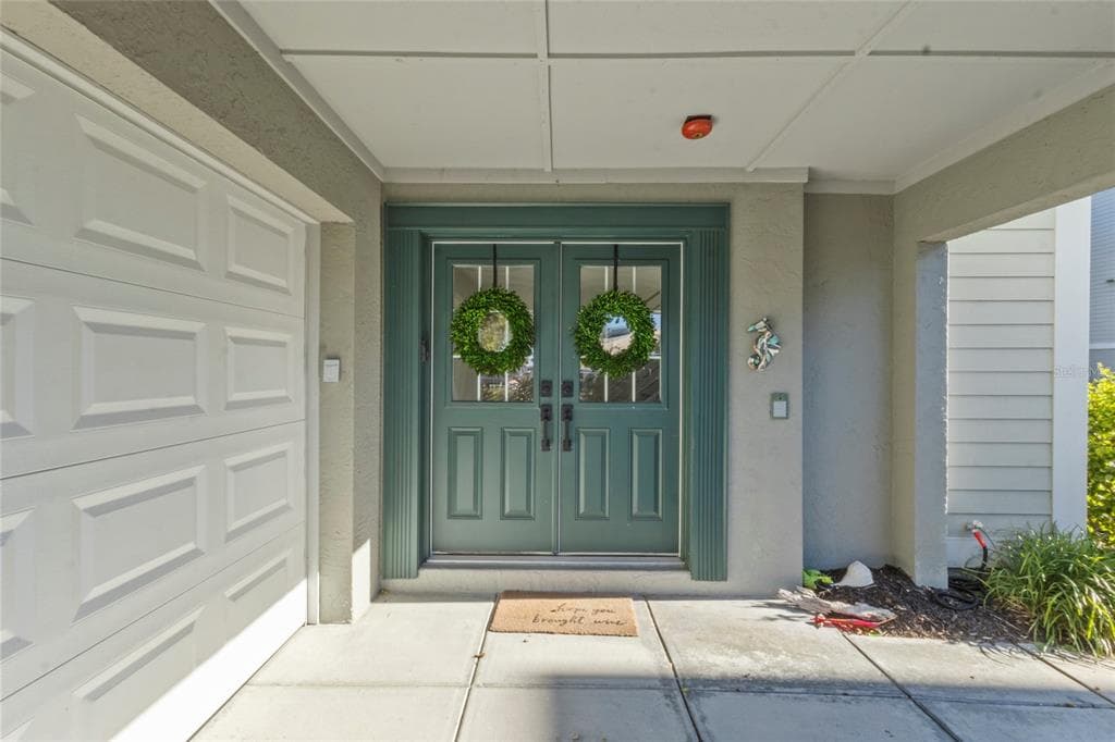 515 FOREST WAY photo 4