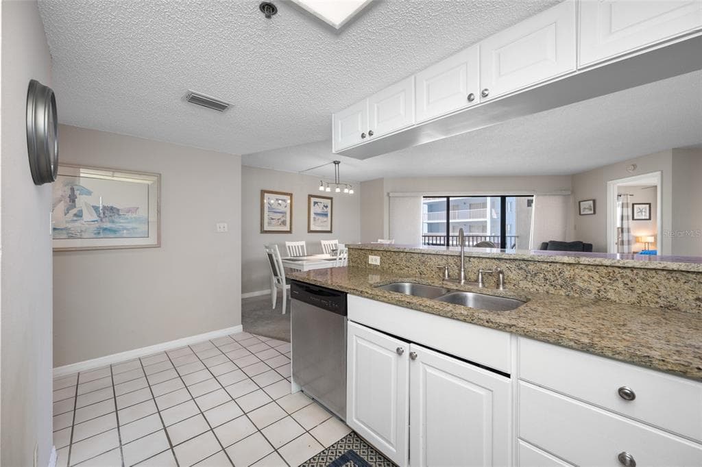 18450 GULF BOULEVARD 213 photo 10