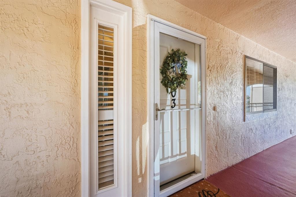 458 BOUCHELLE DRIVE #203 3