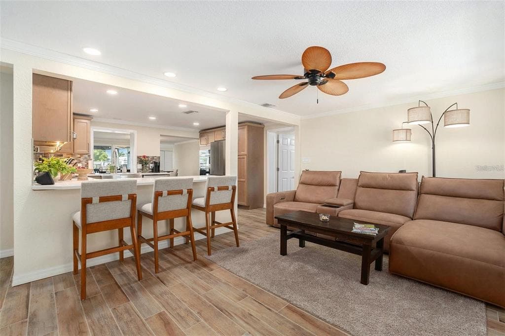 13401 NEPTUNE DRIVE photo 4