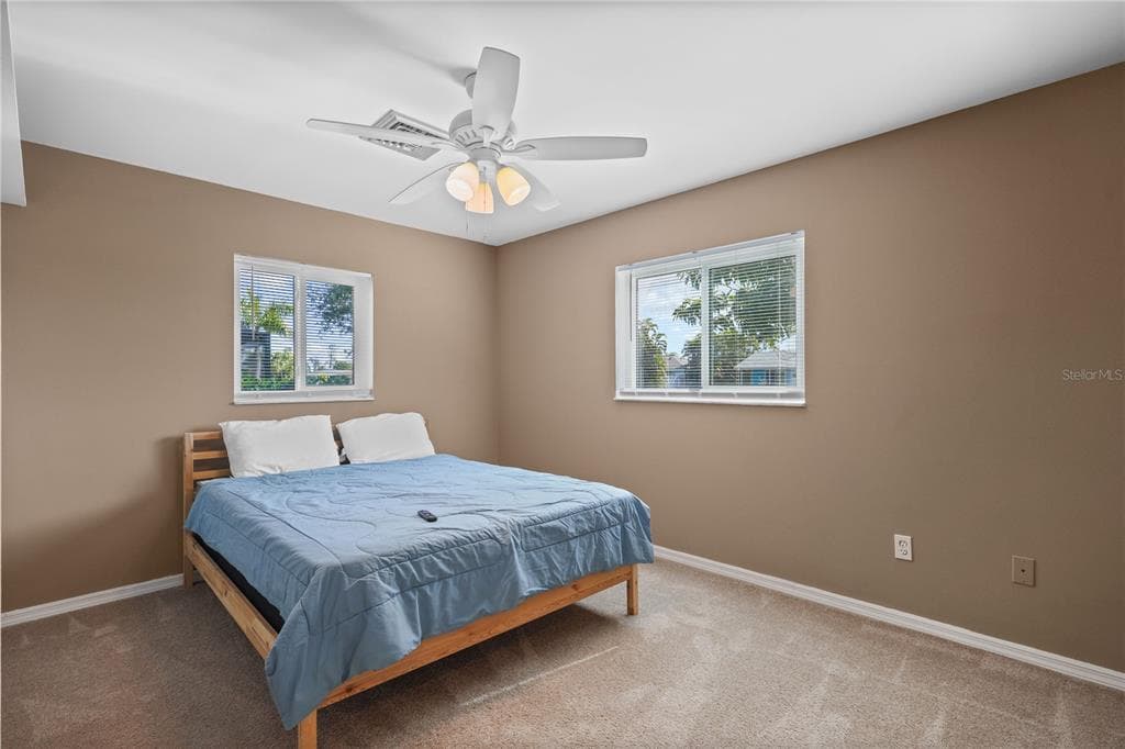 208 ANNAPOLIS LANE photo 25