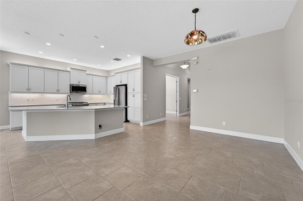 15512 CORONA DEL MAR DRIVE photo 11