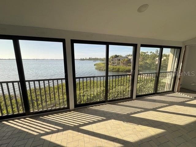 1511 PELICAN POINT DRIVE 280 photo 3
