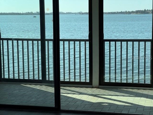 1511 PELICAN POINT DRIVE 280 photo 4