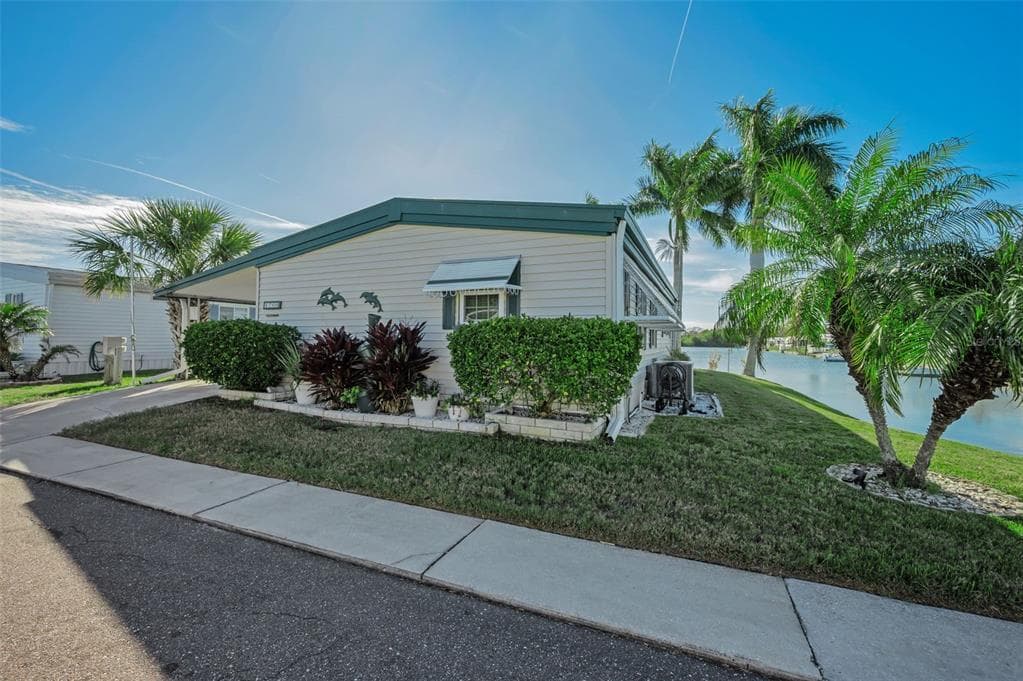 4706 BURNEY DRIVE photo 8