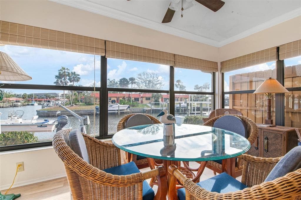 9527 AZURE COVE photo 13
