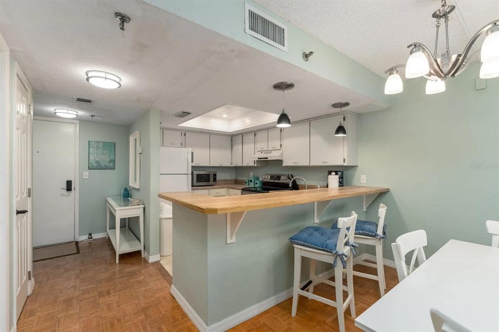 1513 OCEAN SHORE BOULEVARD 8A photo 6