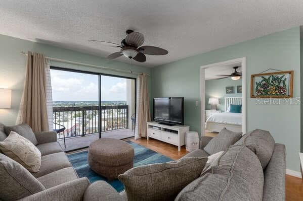 1513 OCEAN SHORE BOULEVARD 8A photo 3