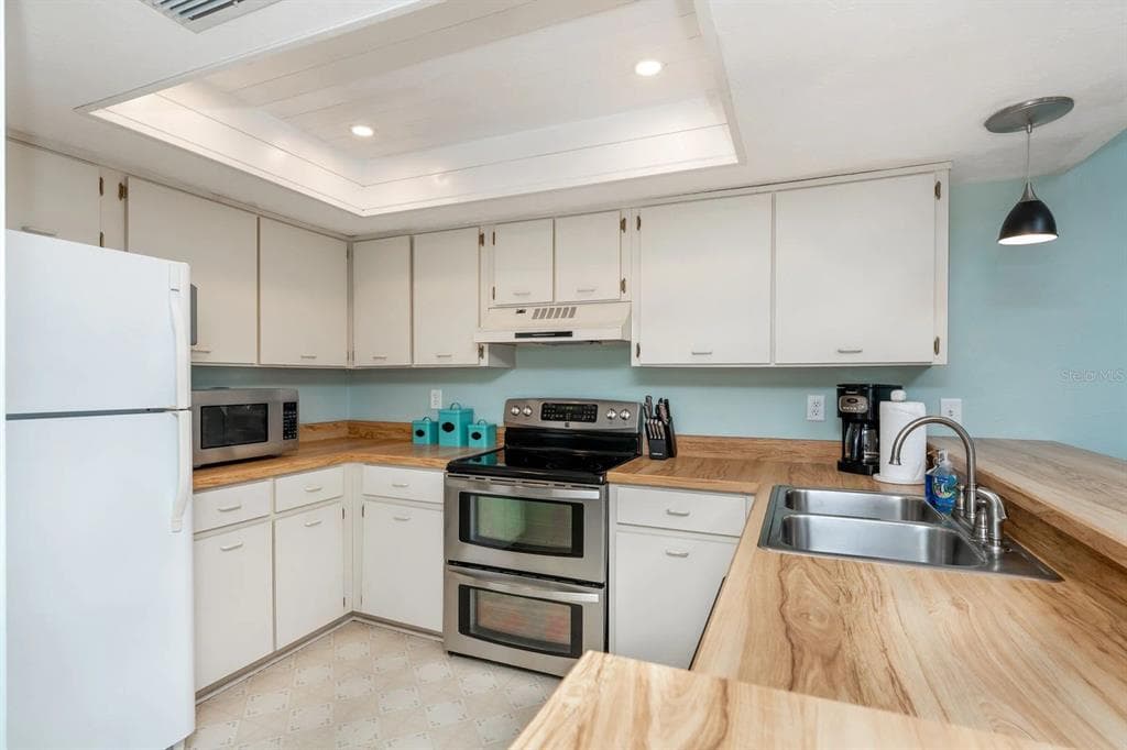 1513 OCEAN SHORE BOULEVARD 8A photo 21