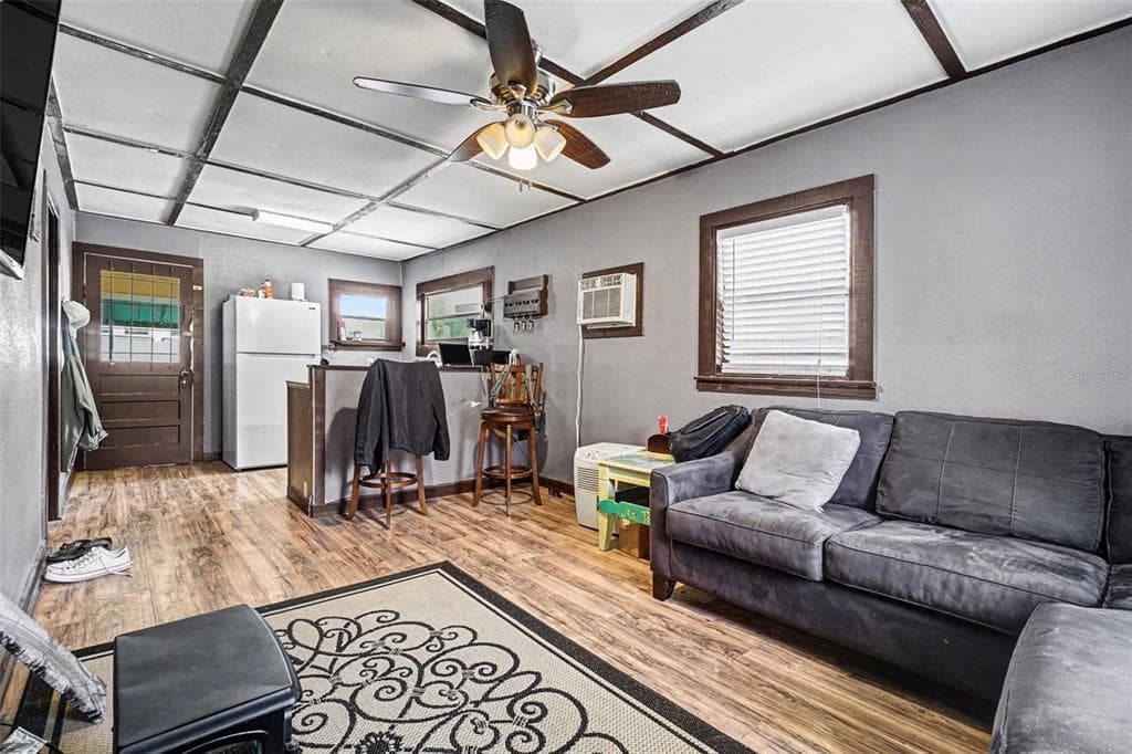 55316 CLAIRE STREET photo 24